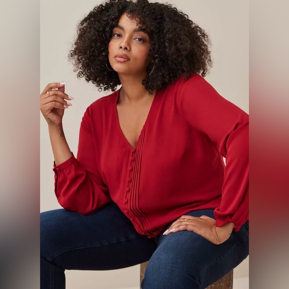 Torrid Bundle of 2 Georgette Pintuck Long Sleeve Button-Front Blouses Size 4/4X - Picture 5 of 7